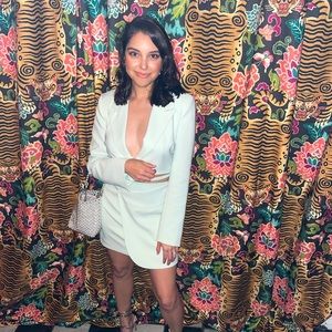 Meet your Posher, Nayeli